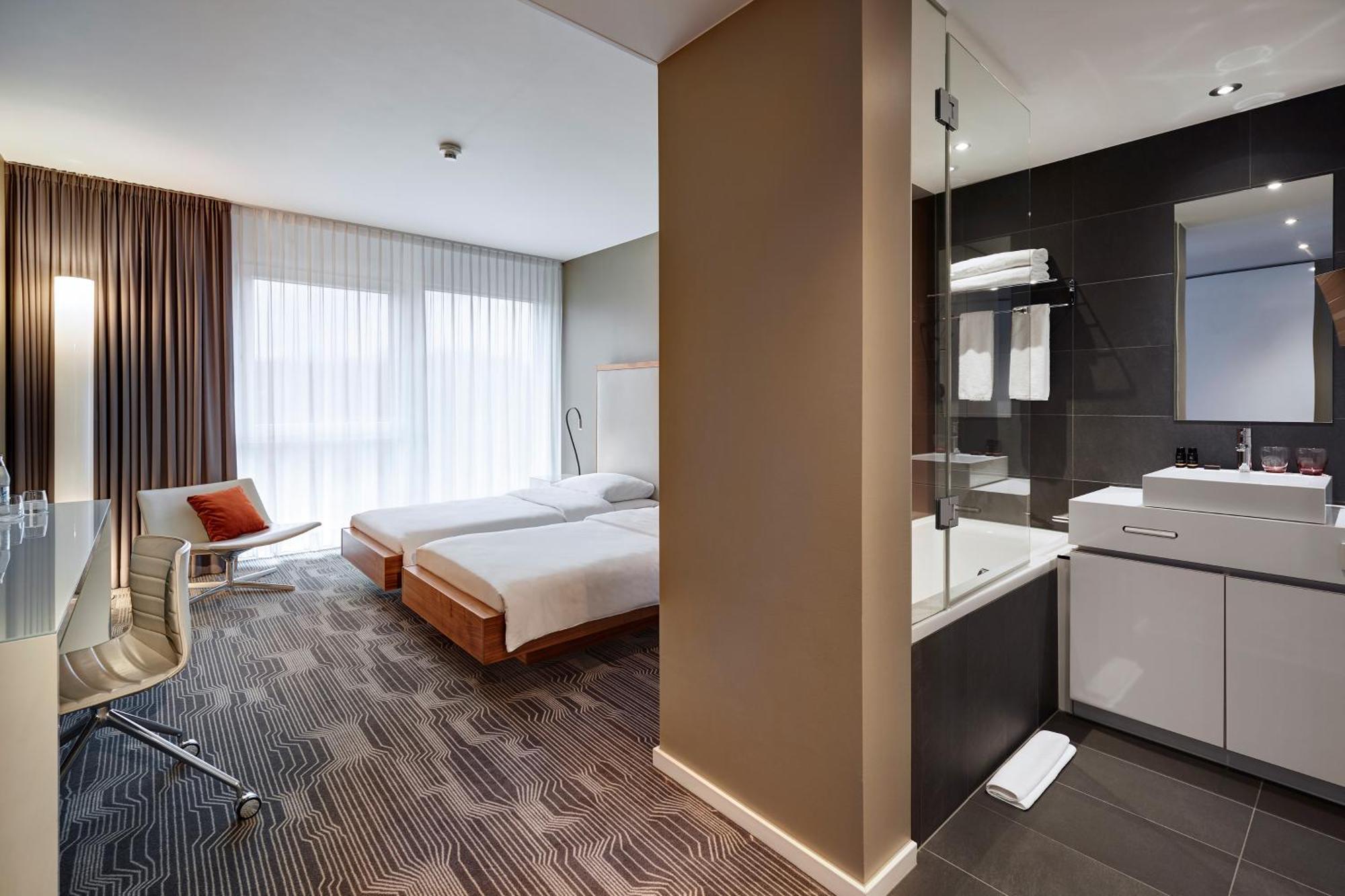 Standard Double Room,1209979900:JPEG